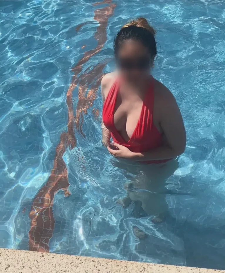 Freya, 27