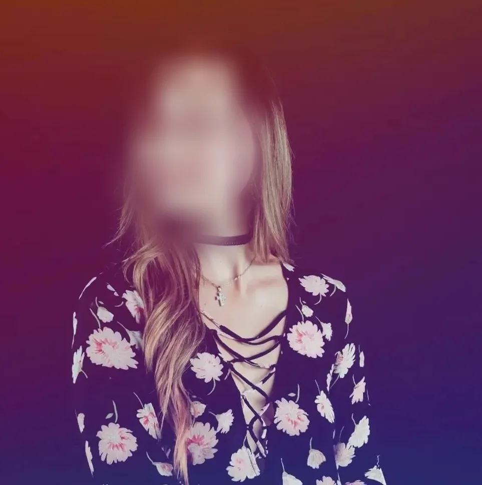 Stacey, 24