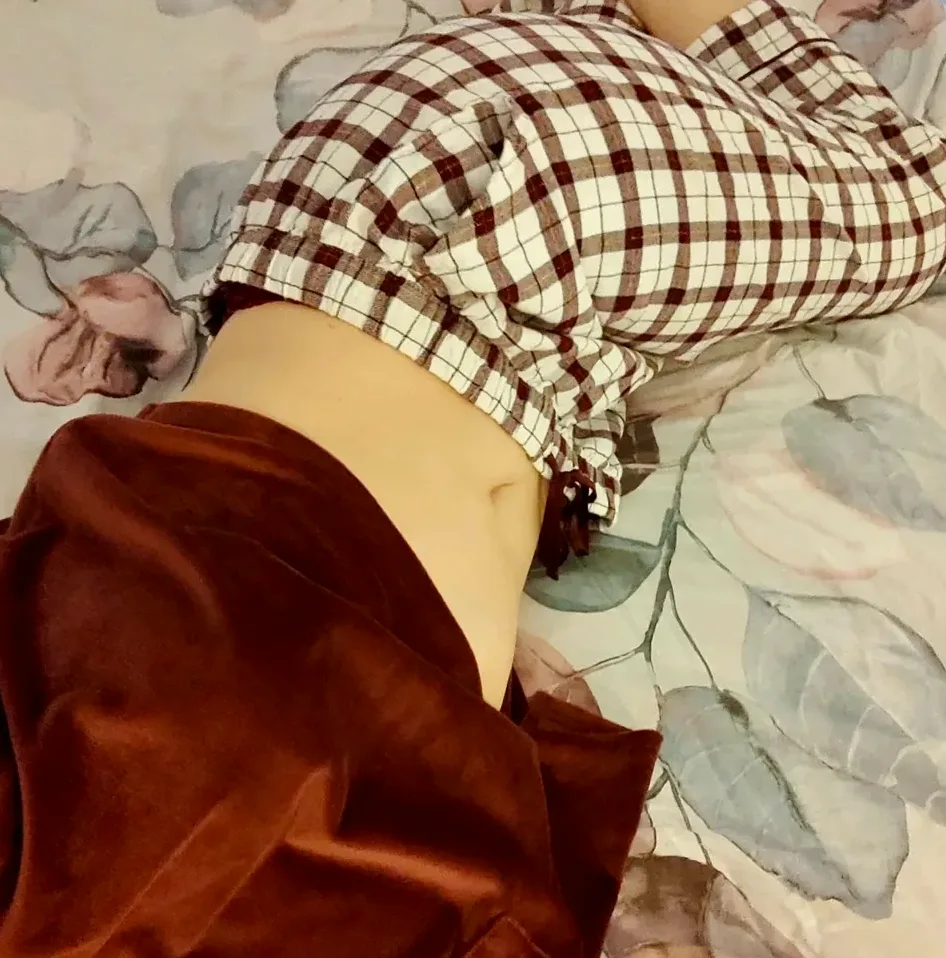 Yasmin, 22